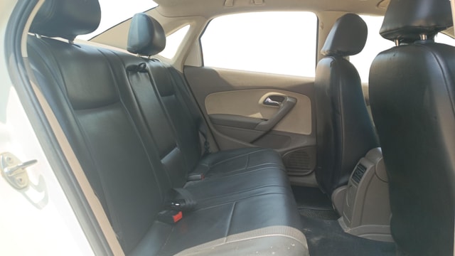 View Skoda Rapid Image 34 Used Skoda Rapid Image 34