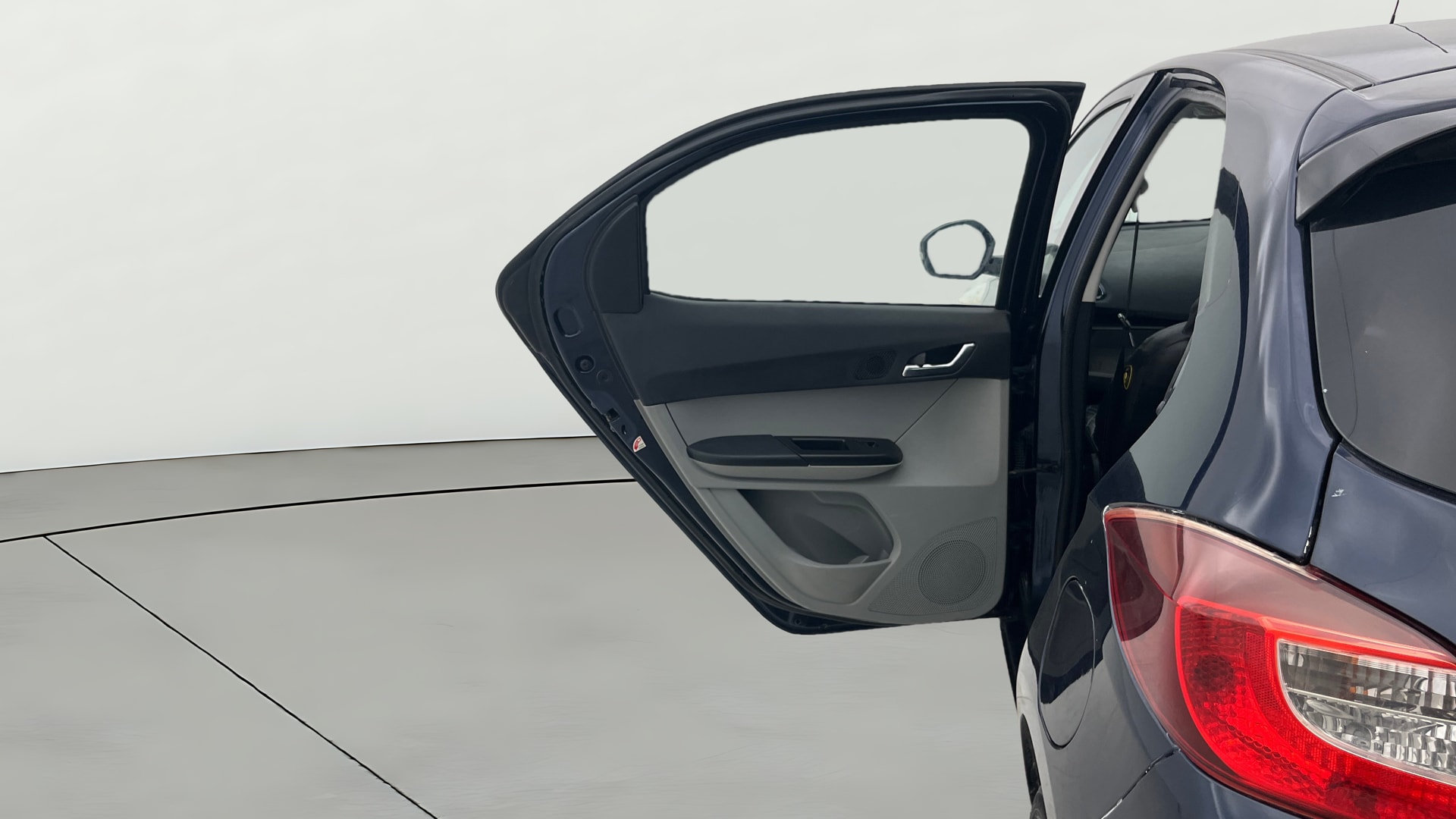 Used 2021 Tata Tiago Used 2021 Tata Tiago