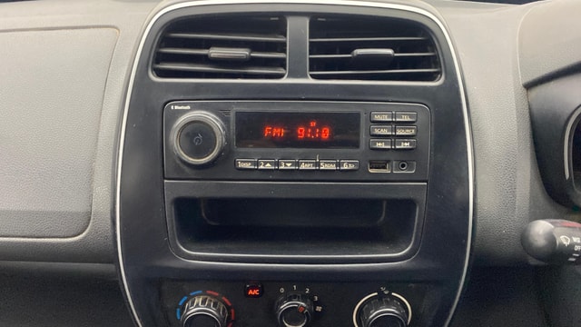 View Renault Kwid Image 17 Used Renault Kwid Image 17