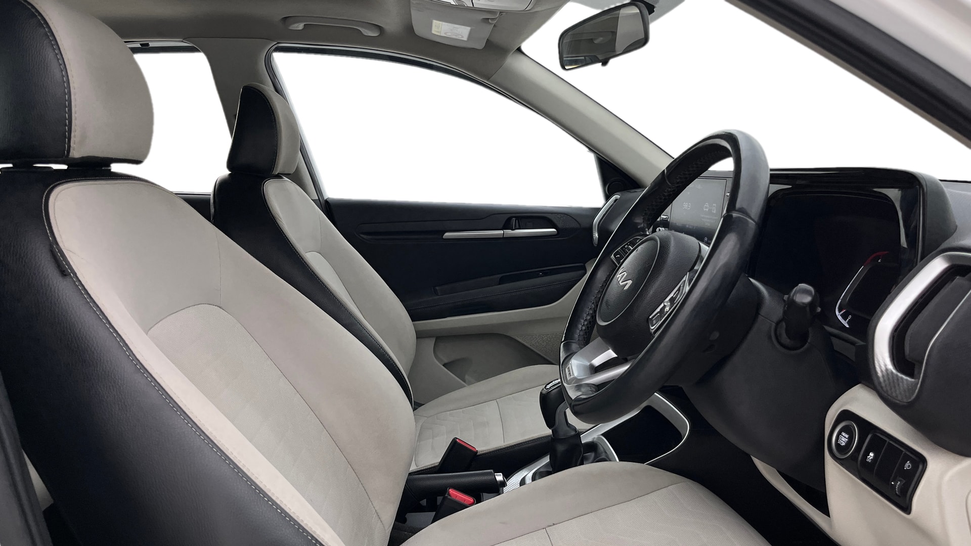 View 2022 Kia Sonet HTX Diesel Image 18 Used 2022 Kia Sonet HTX Diesel Image 18