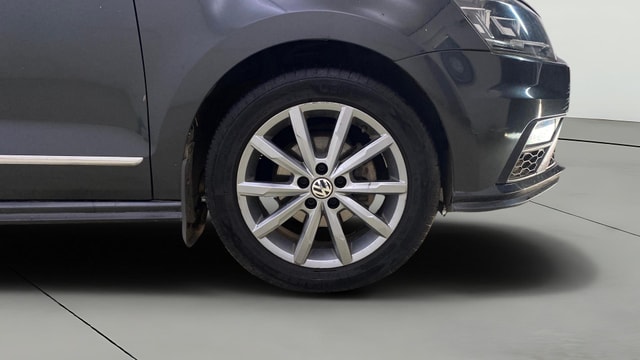View Volkswagen Vento Image 40 Used Volkswagen Vento Image 40