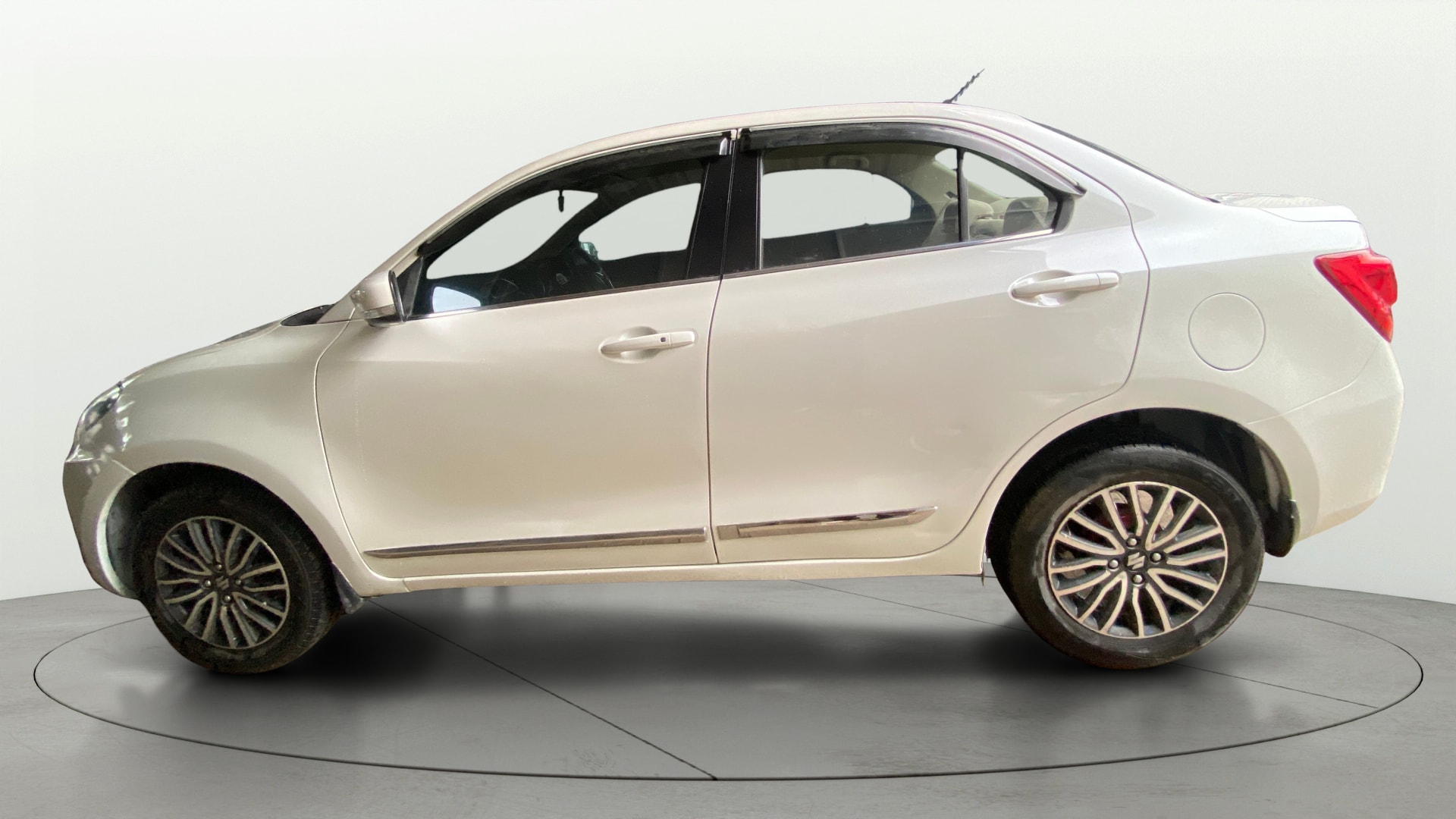 View 2018 Maruti Suzuki 1000 Base Variant Image 5 Used 2018 Maruti Suzuki 1000 Base Variant Image 5