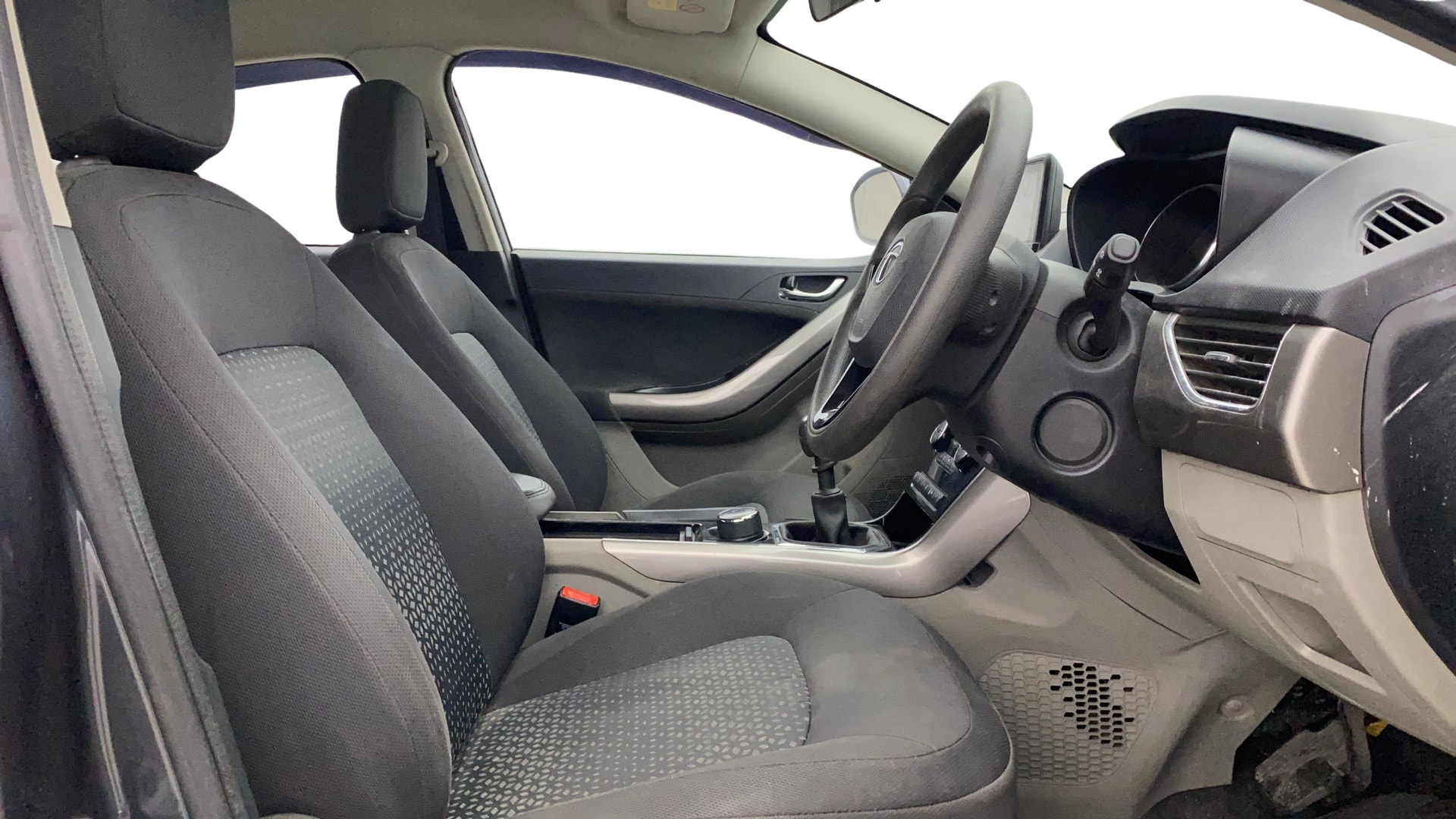 View 2019 Tata Nexon Revotron XE Image 26 Used 2019 Tata Nexon Revotron XE Image 26
