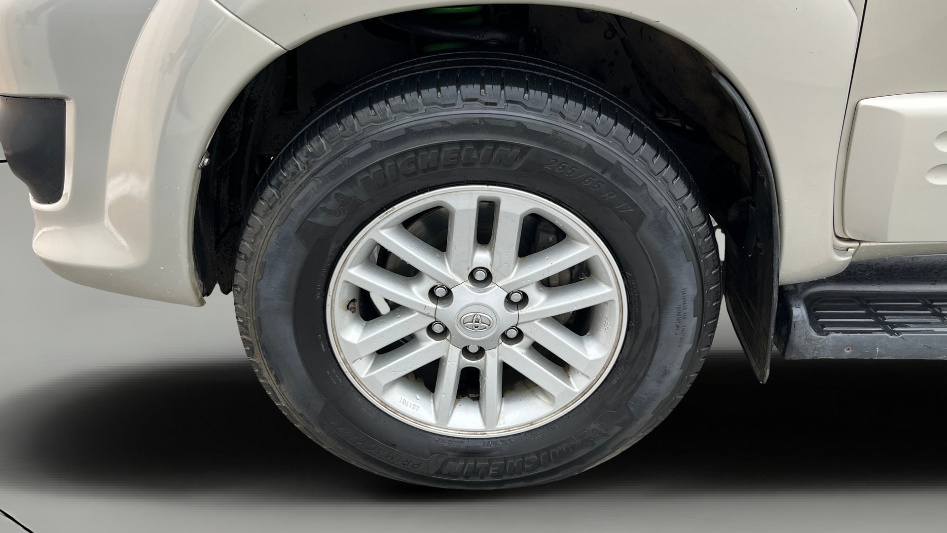 Used 2013 Toyota Fortuner Used 2013 Toyota Fortuner
