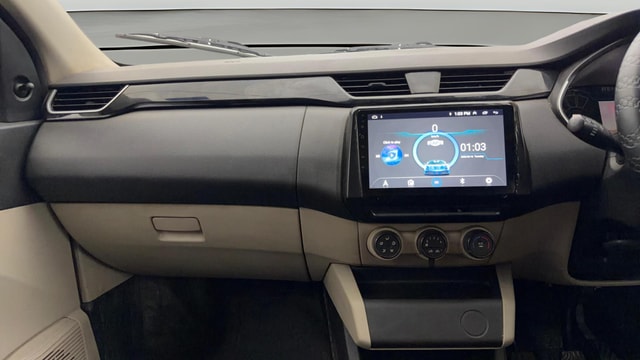 View Renault Triber Image 18 Used Renault Triber Image 18