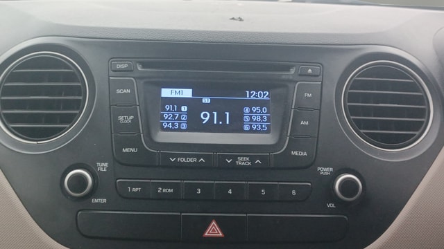 View Hyundai Grand i10 Image 17 Used Hyundai Grand i10 Image 17