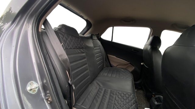 View Hyundai Grand i10 Image 28 Used Hyundai Grand i10 Image 28