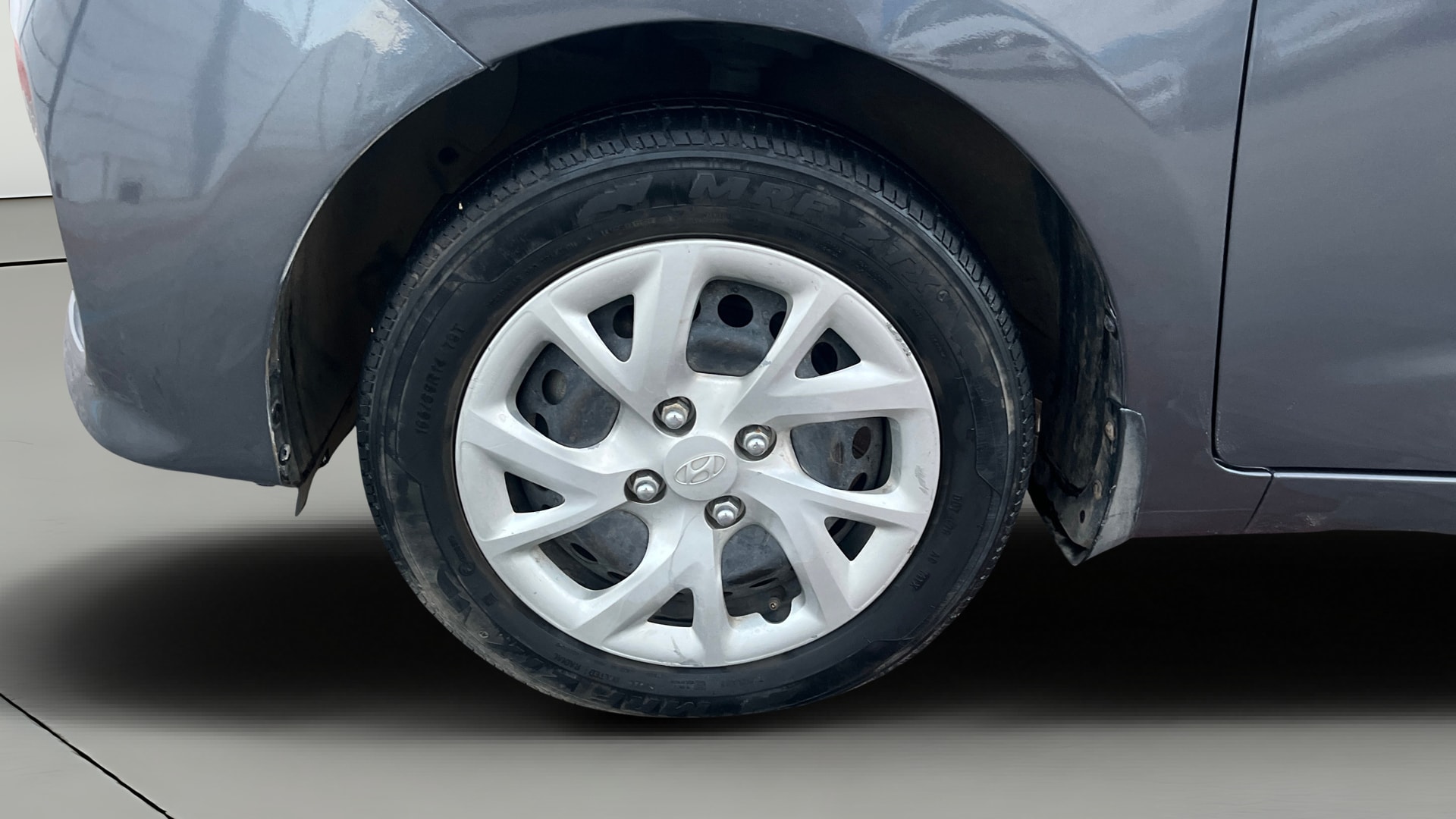 View 2017 Hyundai Grand i10 1.2 Magna Petrol AT Image 28 Used 2017 Hyundai Grand i10 1.2 Magna Petrol AT Image 28