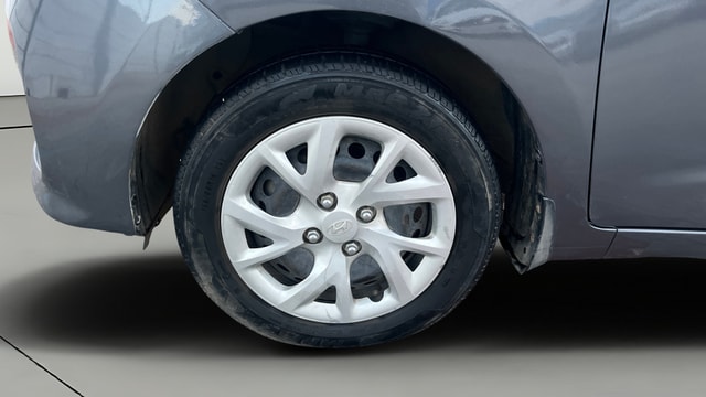 View Hyundai Grand i10 Image 28 Used Hyundai Grand i10 Image 28