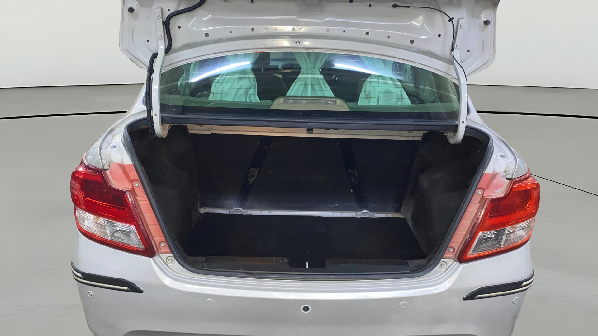 View 2019 Maruti Suzuki 1000 Base Variant Image 37 Used 2019 Maruti Suzuki 1000 Base Variant Image 37