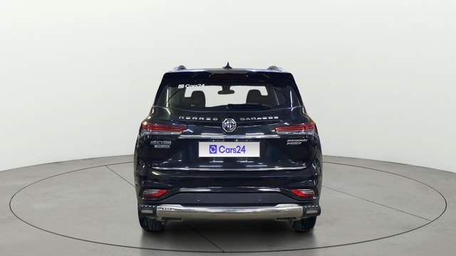 View MG Hector Plus Image 40 Used MG Hector Plus Image 40