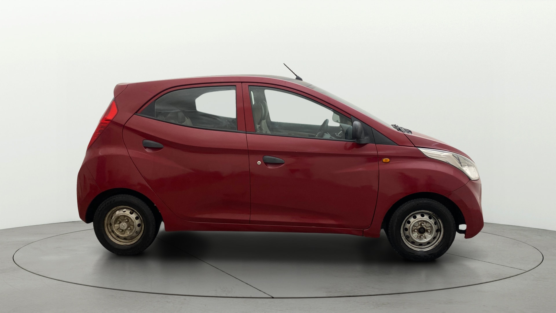View 2016 Hyundai EON Era Plus Image 8 Used 2016 Hyundai EON Era Plus Image 8