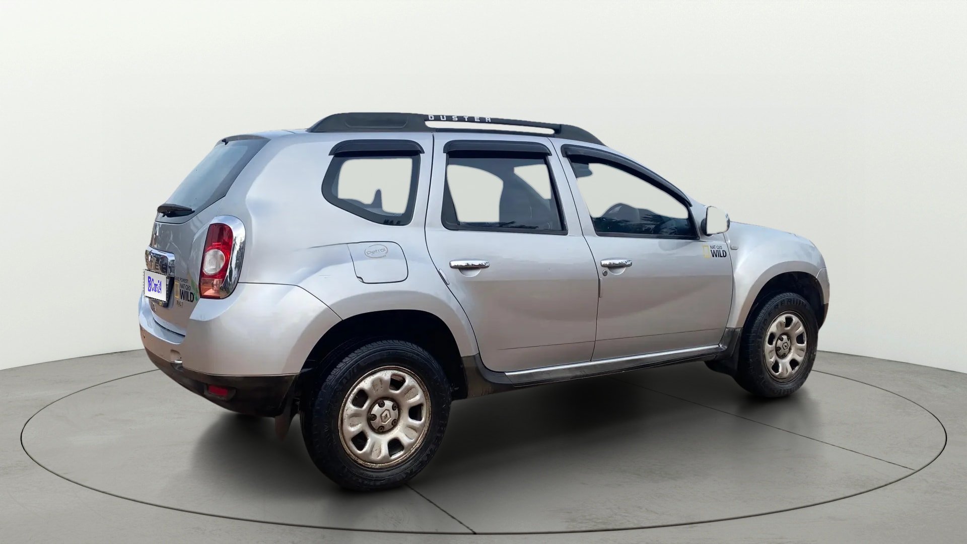 View 2015 Renault Duster Petrol RXL Image 44 Used 2015 Renault Duster Petrol RXL Image 44