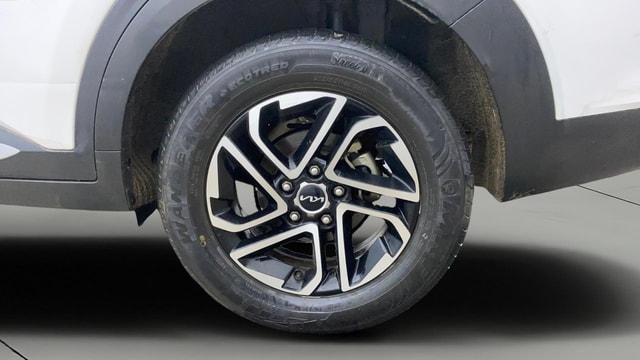 View Kia Carens Image 8 Used Kia Carens Image 8