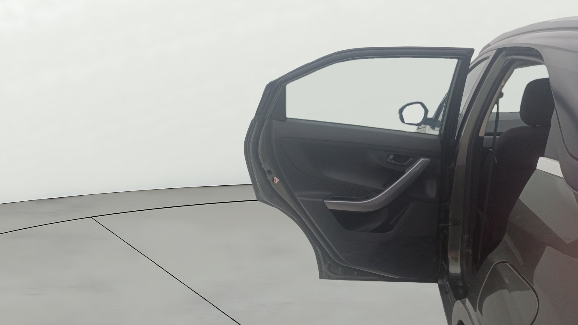 View 2022 Tata Nexon Revotron XM Image 22 Used 2022 Tata Nexon Revotron XM Image 22