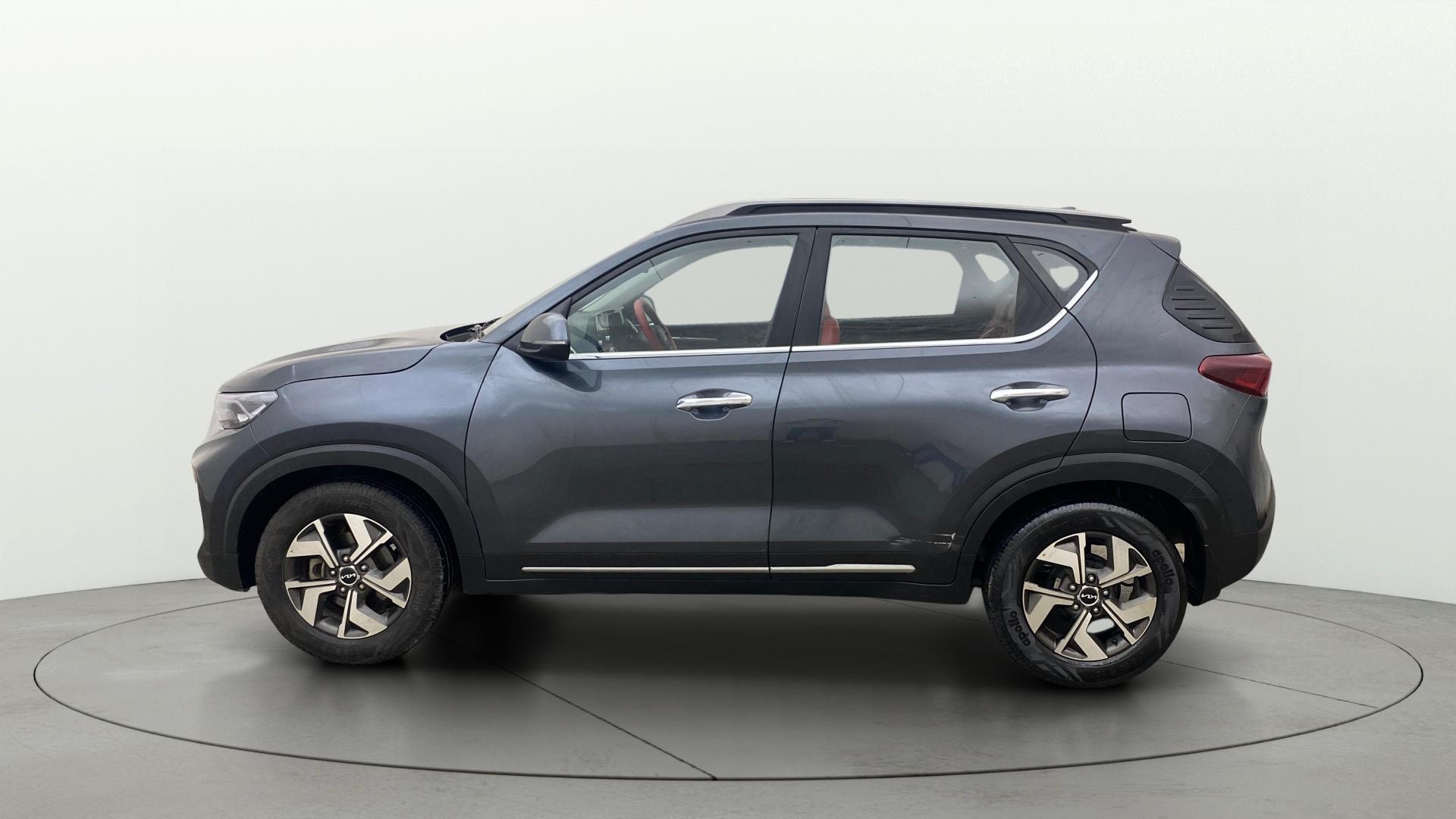 View 2023 Kia Sonet HTX iMT Petrol Image 6 Used 2023 Kia Sonet HTX iMT Petrol Image 6