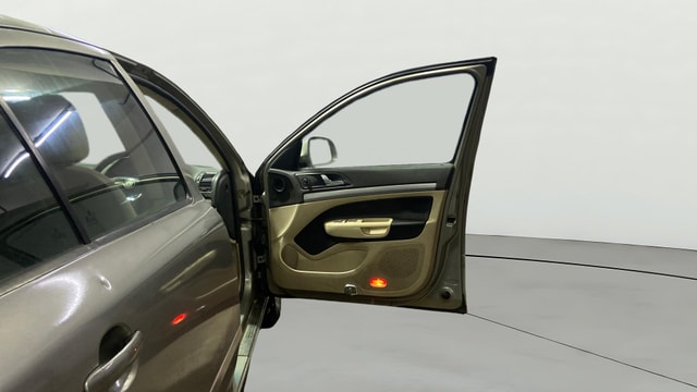 View Skoda Laura Image 43 Used Skoda Laura Image 43