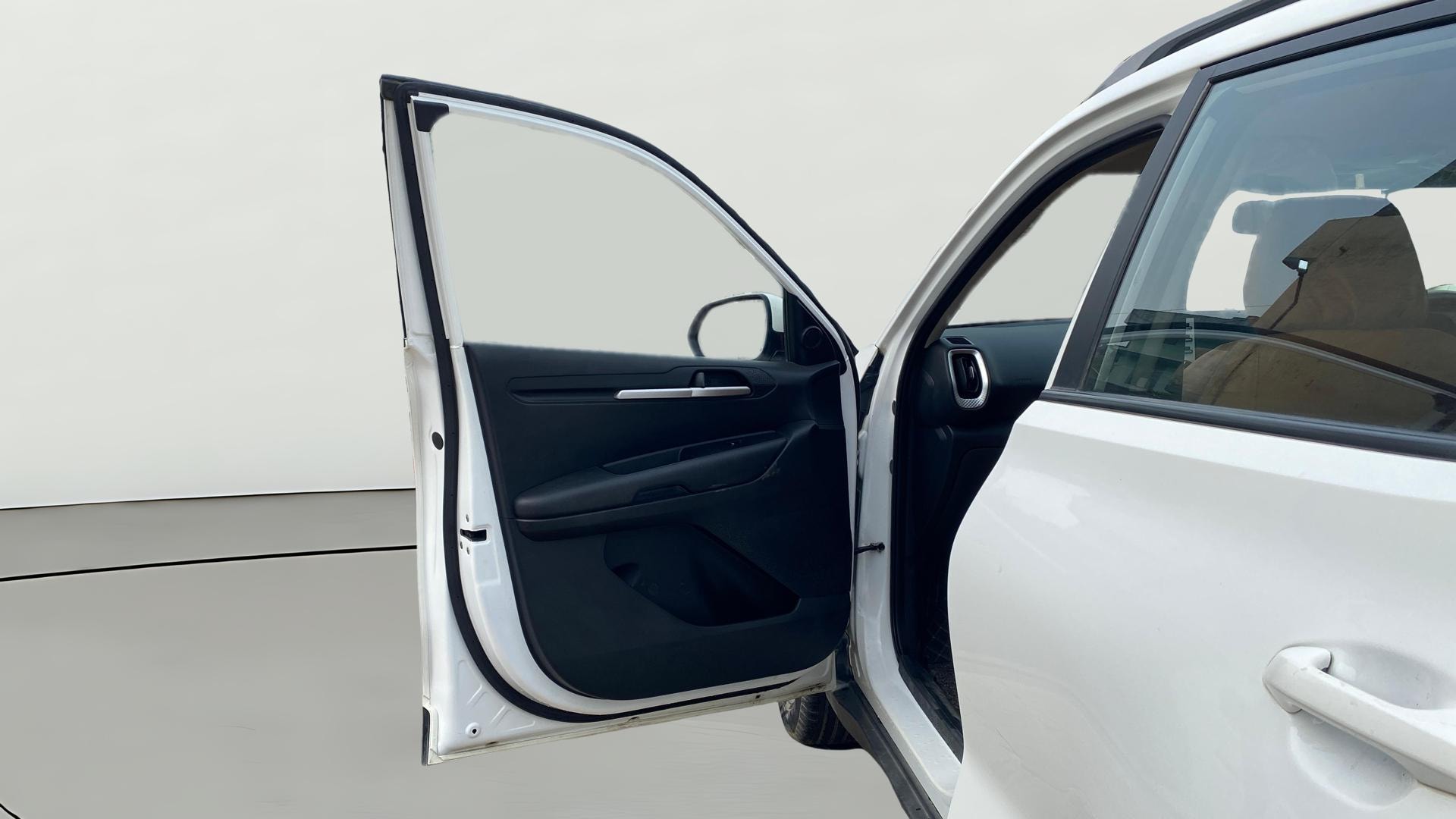 View 2022 Kia Sonet HTK Plus Petrol Image 31 Used 2022 Kia Sonet HTK Plus Petrol Image 31