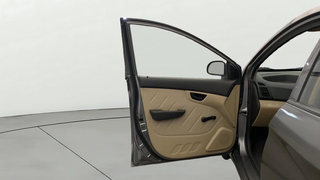 View Hyundai EON Image 31 Used Hyundai EON Image 31