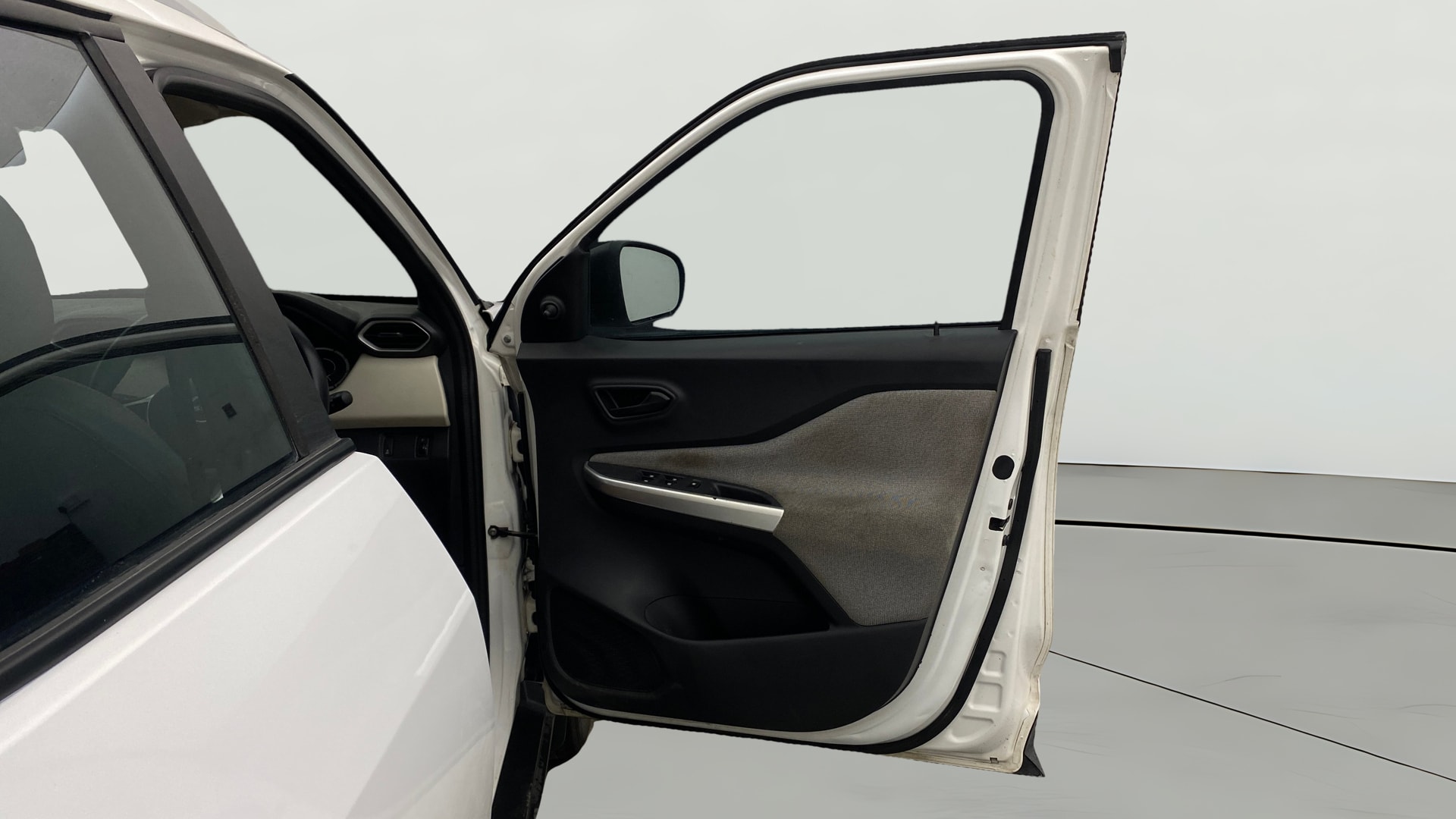 Used 2023 Nissan Magnite Used 2023 Nissan Magnite