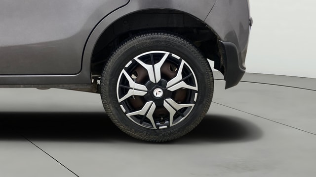 View Maruti Suzuki Alto K10 Image 11 Used Maruti Suzuki Alto K10 Image 11