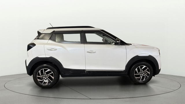 View Mahindra XUV 3XO Image 28 Used Mahindra XUV 3XO Image 28