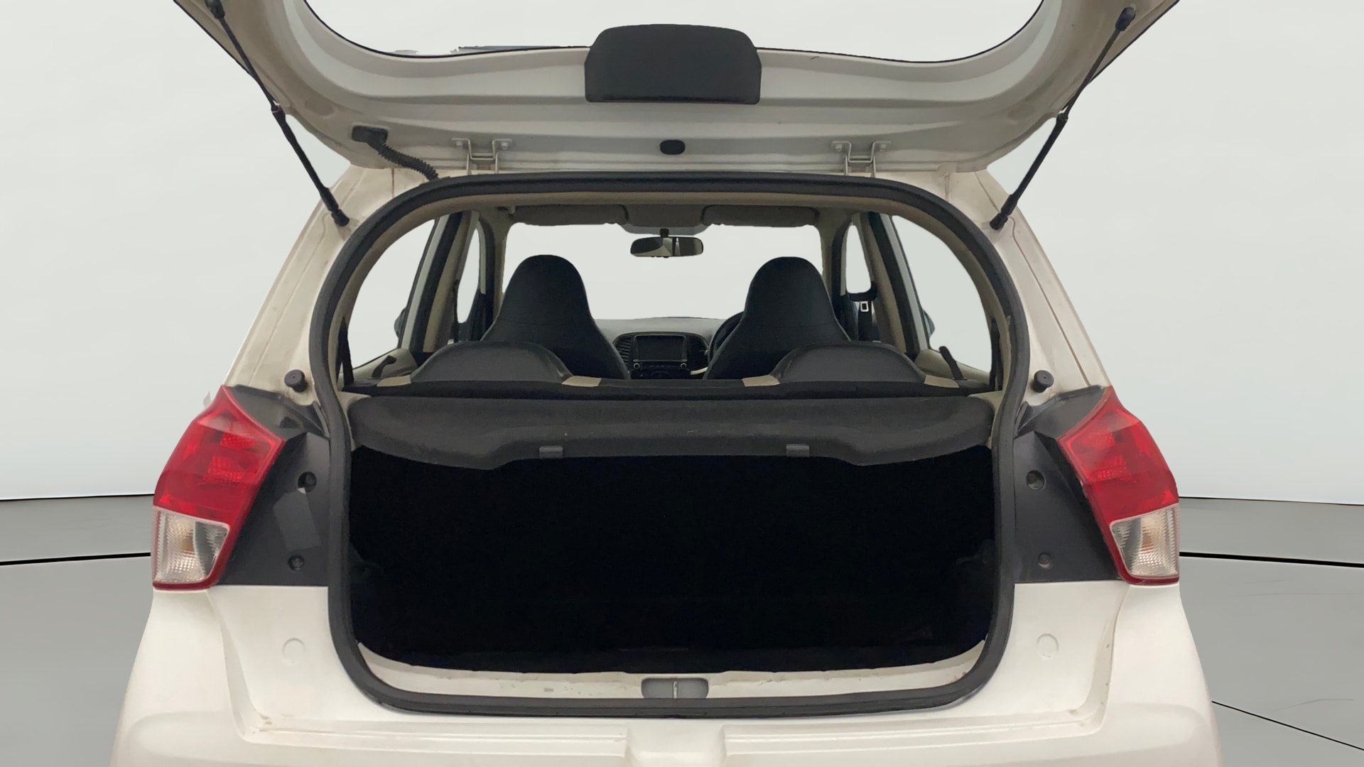View 2019 Hyundai New Santro D-Lite Petrol Image 38 Used 2019 Hyundai New Santro D-Lite Petrol Image 38