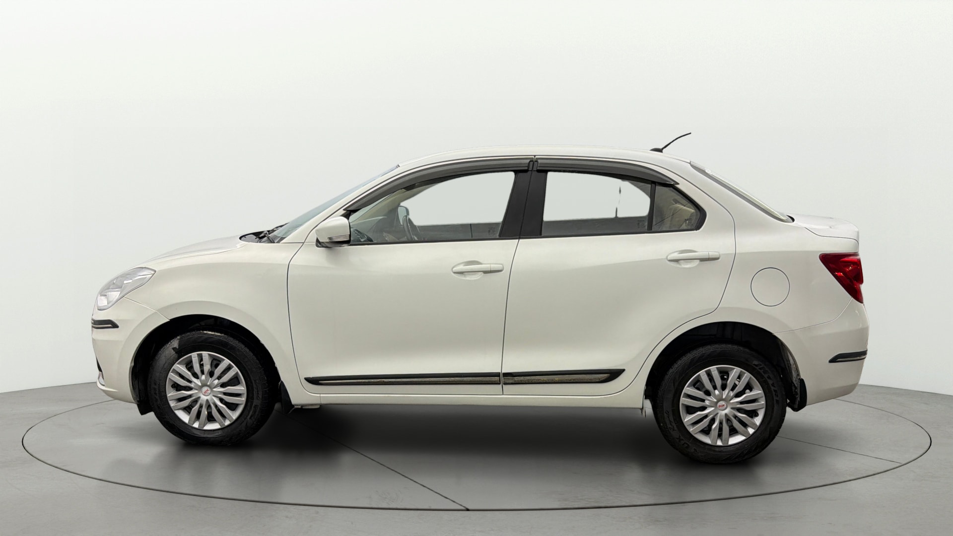 View 2021 Maruti Suzuki 1000 Base Variant Image 5 Used 2021 Maruti Suzuki 1000 Base Variant Image 5