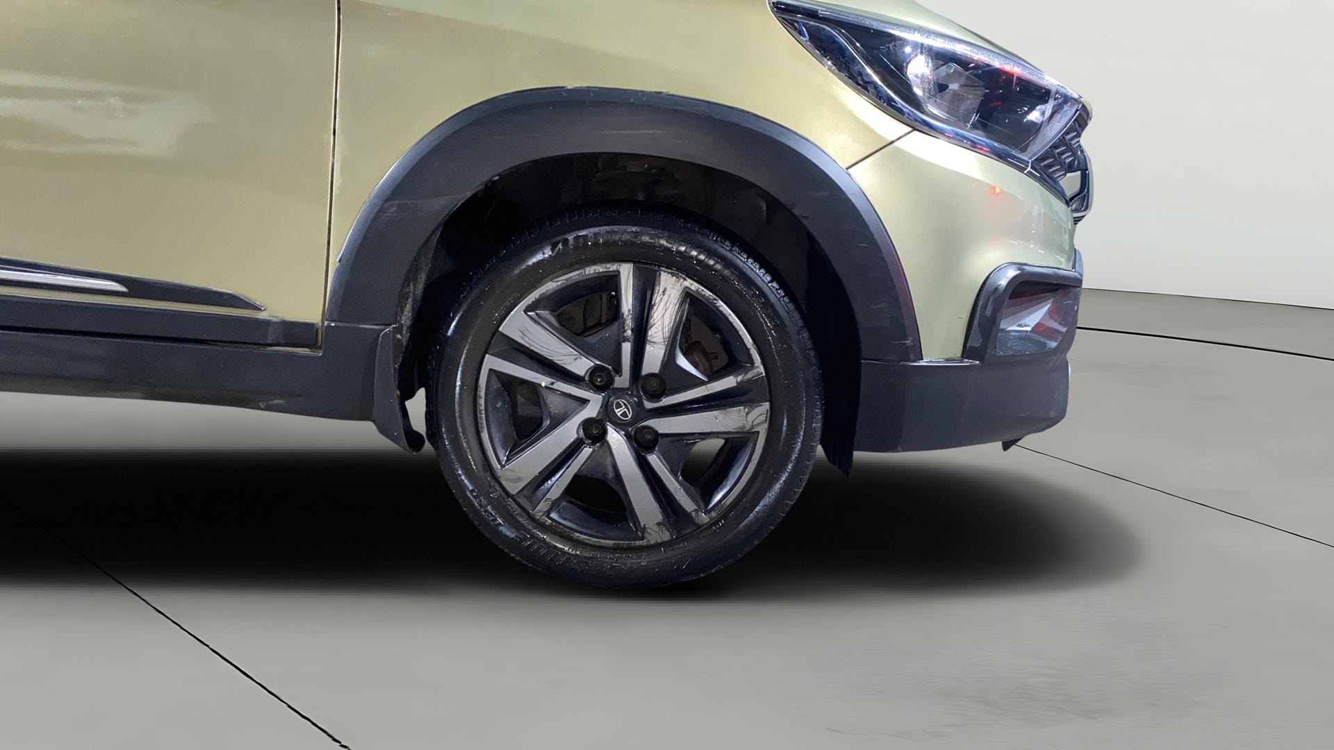 View 2024 Tata Tiago NRG XZ Revotron Image 42 Used 2024 Tata Tiago NRG XZ Revotron Image 42