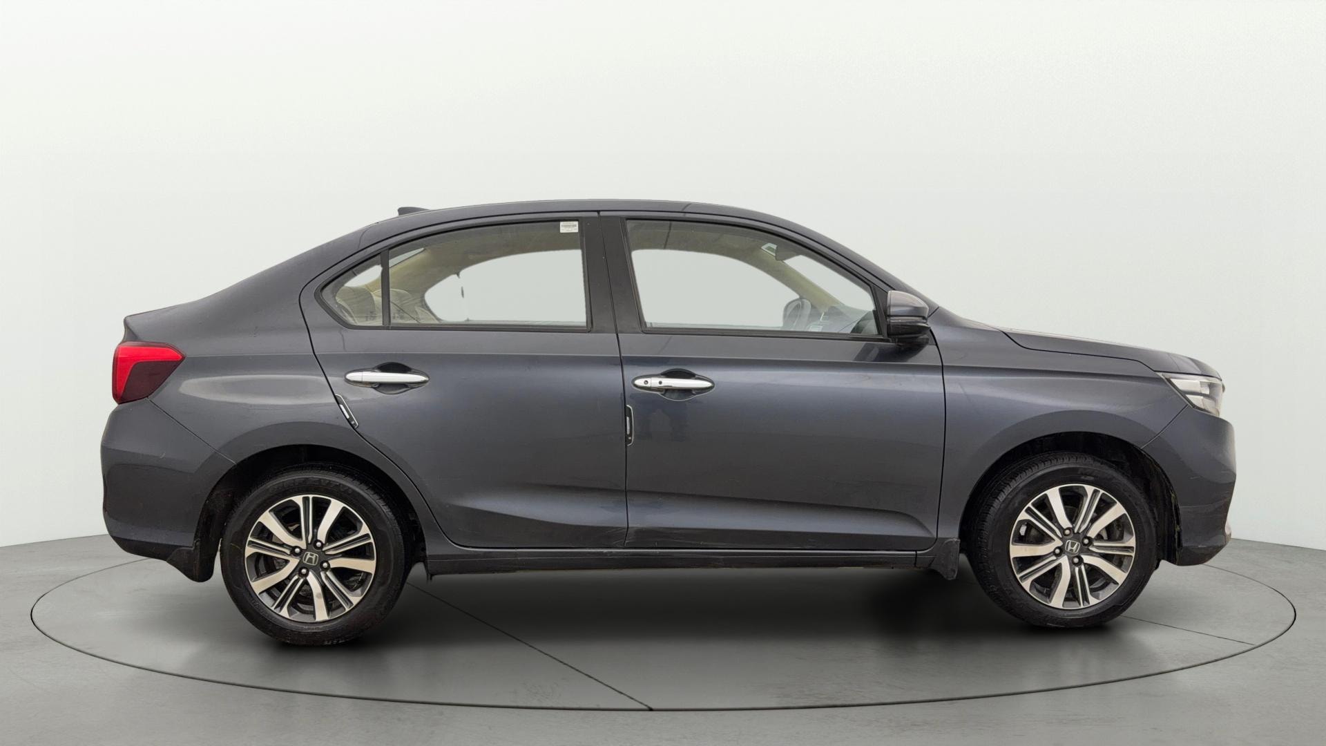 Used 2024 Honda Amaze Used 2024 Honda Amaze