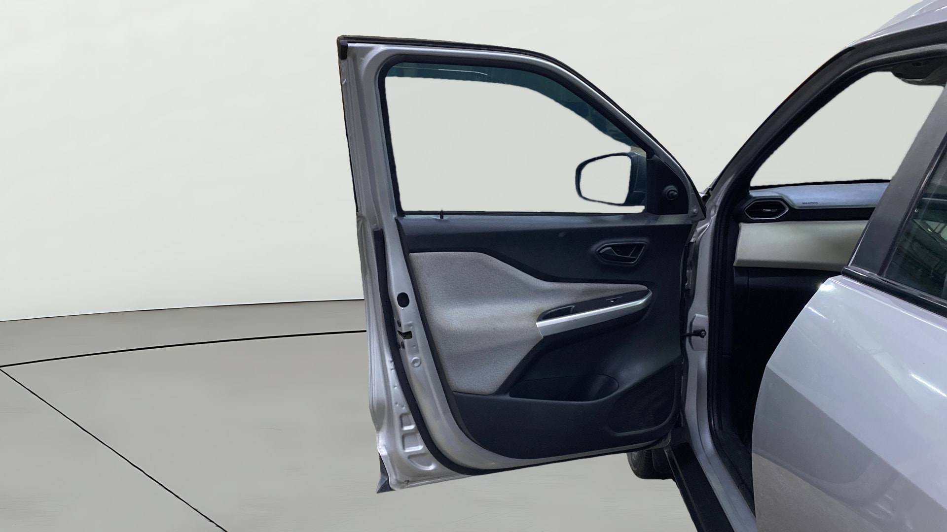 View 2021 Nissan Magnite XE Image 31 Used 2021 Nissan Magnite XE Image 31