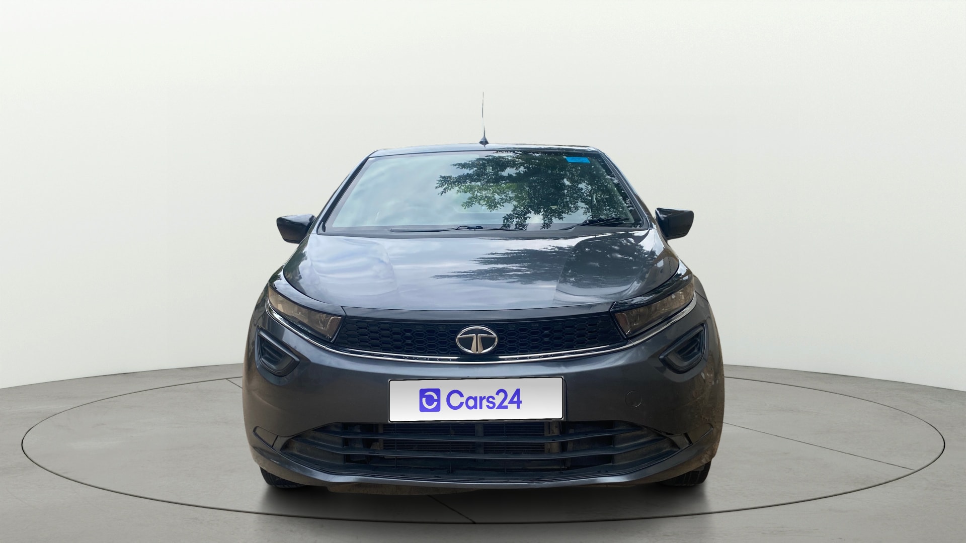 View 2022 Tata Altroz XE Plus Petrol Image 1 Used 2022 Tata Altroz XE Plus Petrol Image 1