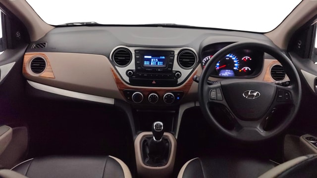 View Hyundai Xcent Image 15 Used Hyundai Xcent Image 15