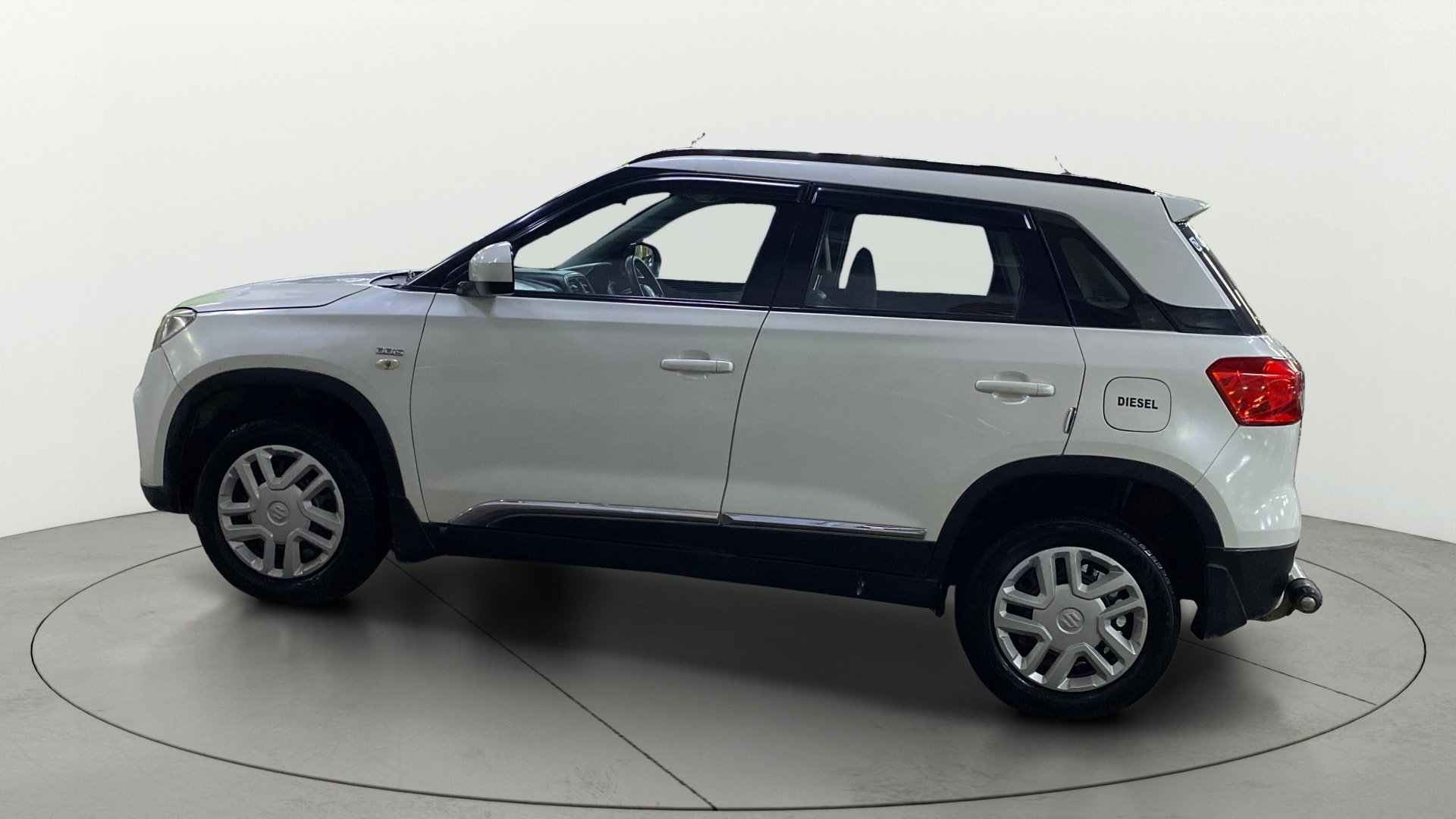 View 2017 Maruti Suzuki 1000 Base Variant Image 6 Used 2017 Maruti Suzuki 1000 Base Variant Image 6