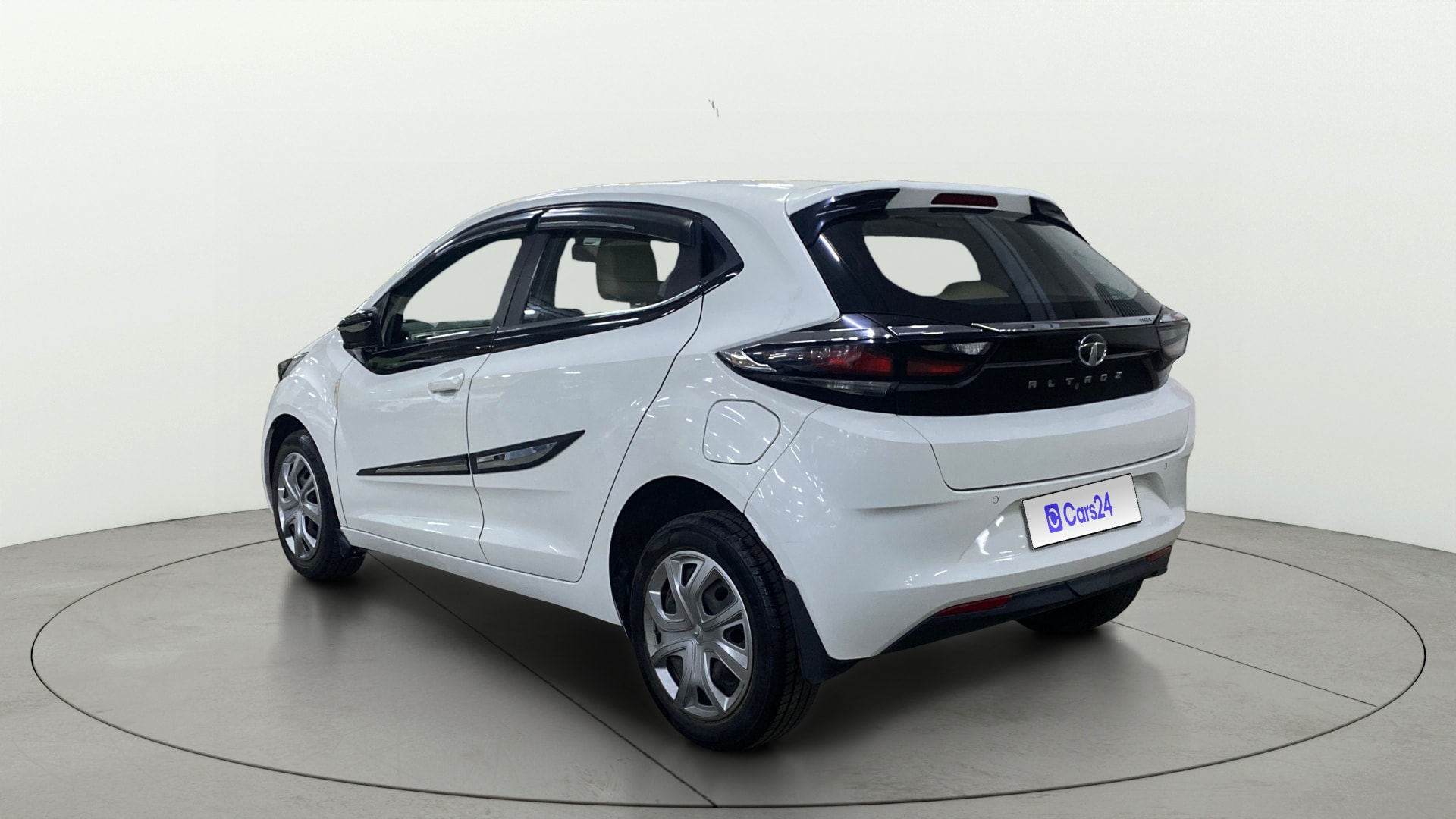 View 2021 Tata Altroz XT Petrol Image 2 Used 2021 Tata Altroz XT Petrol Image 2