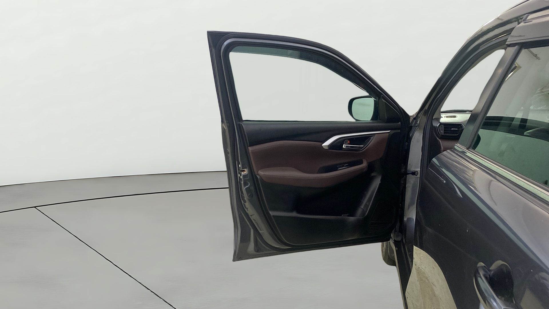 View 2023 Maruti Suzuki 1000 Base Variant Image 32 Used 2023 Maruti Suzuki 1000 Base Variant Image 32