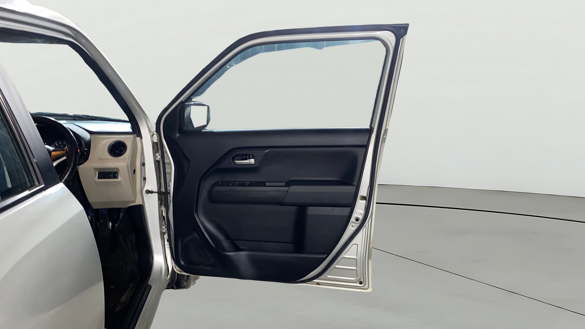 View 2019 Maruti Suzuki 1000 Base Variant Image 43 Used 2019 Maruti Suzuki 1000 Base Variant Image 43