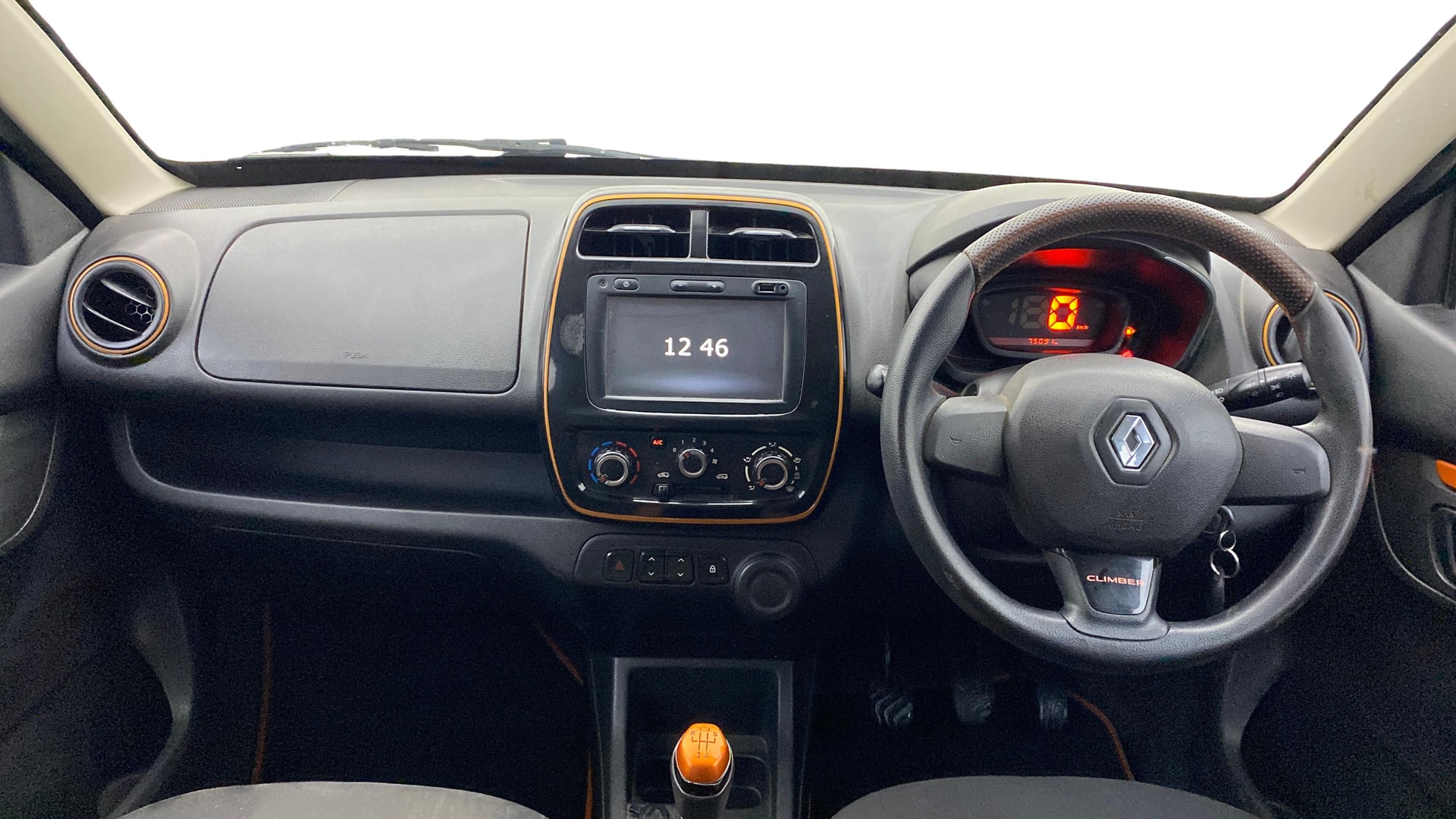 View 2017 Renault Kwid RXT 1.0 Driver Airbag Option Image 15 Used 2017 Renault Kwid RXT 1.0 Driver Airbag Option Image 15