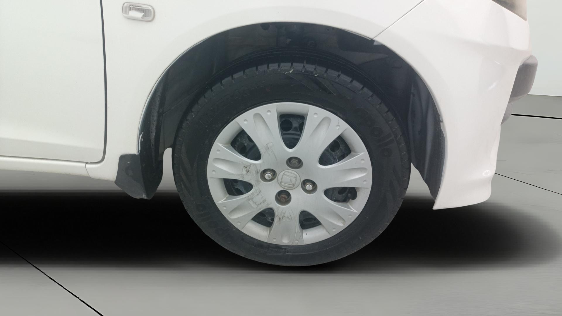 View 2015 Honda Brio S MT Petrol Image 39 Used 2015 Honda Brio S MT Petrol Image 39