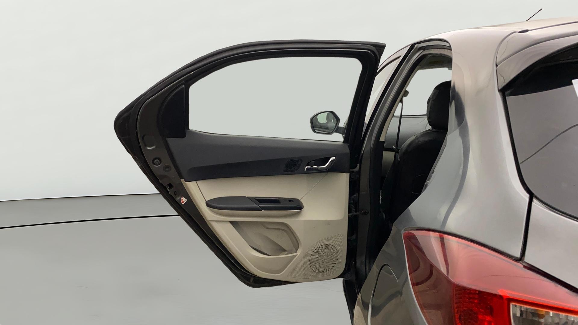 Used 2022 Tata Tiago Used 2022 Tata Tiago
