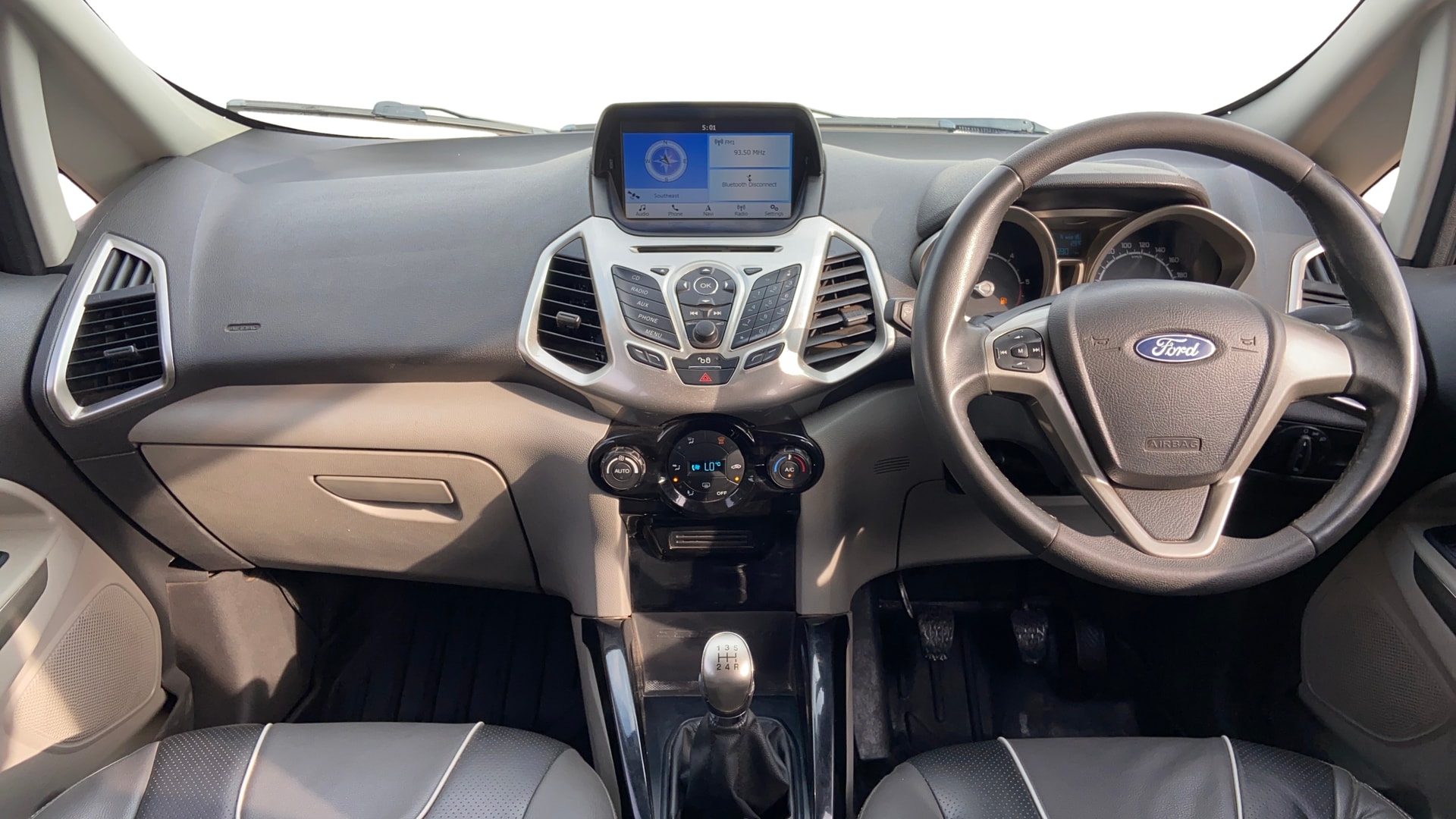 View 2017 Ford EcoSport 1.5 TDCi Diesel Ambiente BS IV Image 15 Used 2017 Ford EcoSport 1.5 TDCi Diesel Ambiente BS IV Image 15