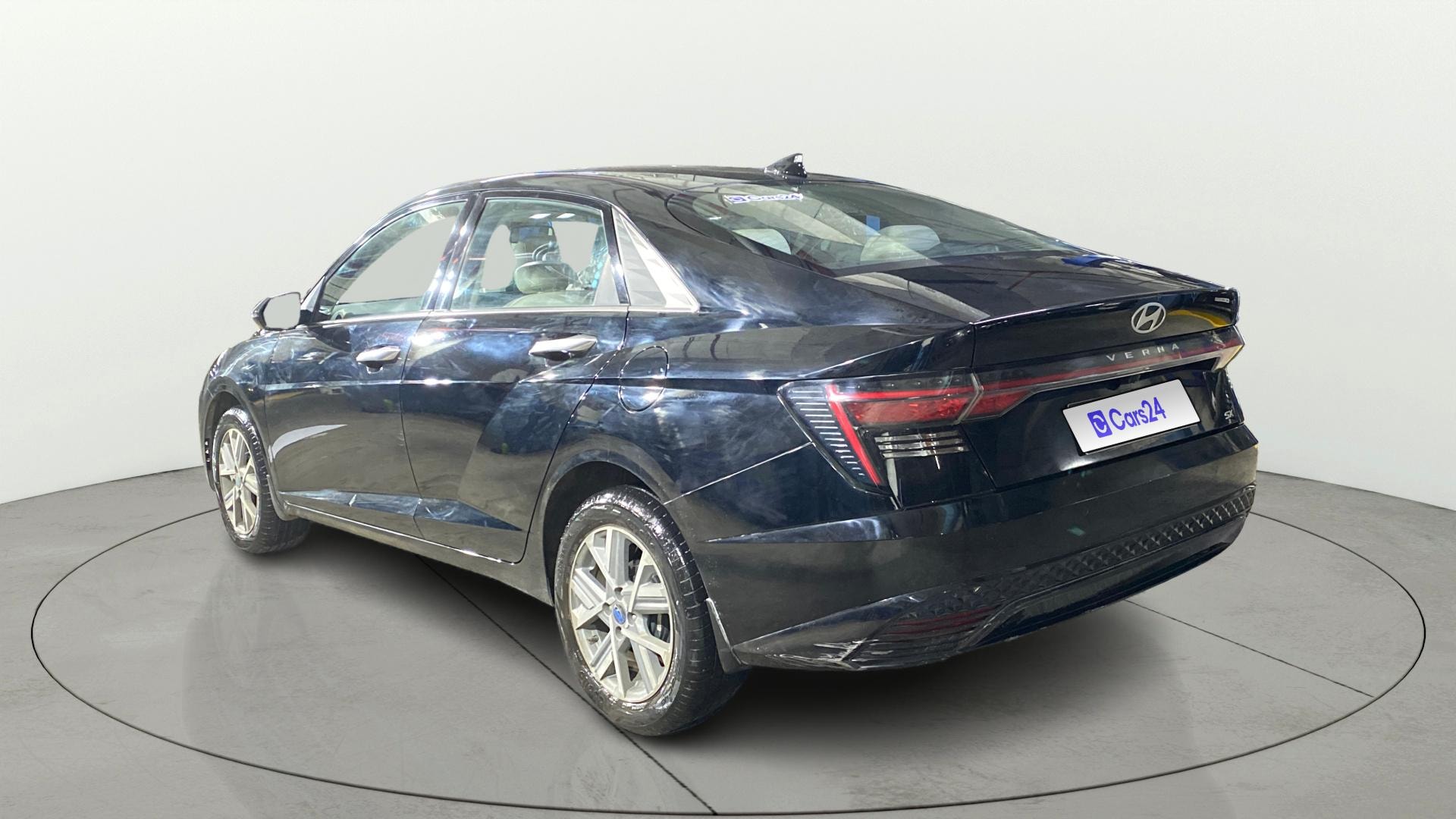 Used 2024 Hyundai Verna Used 2024 Hyundai Verna