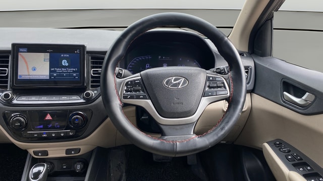View Hyundai Verna Image 13 Used Hyundai Verna Image 13