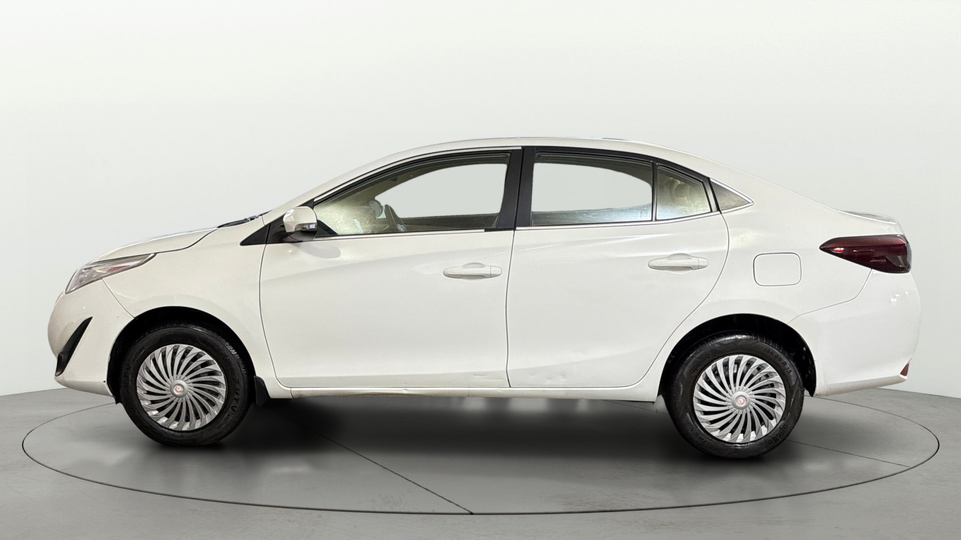 View 2018 Toyota Yaris G MT Image 5 Used 2018 Toyota Yaris G MT Image 5