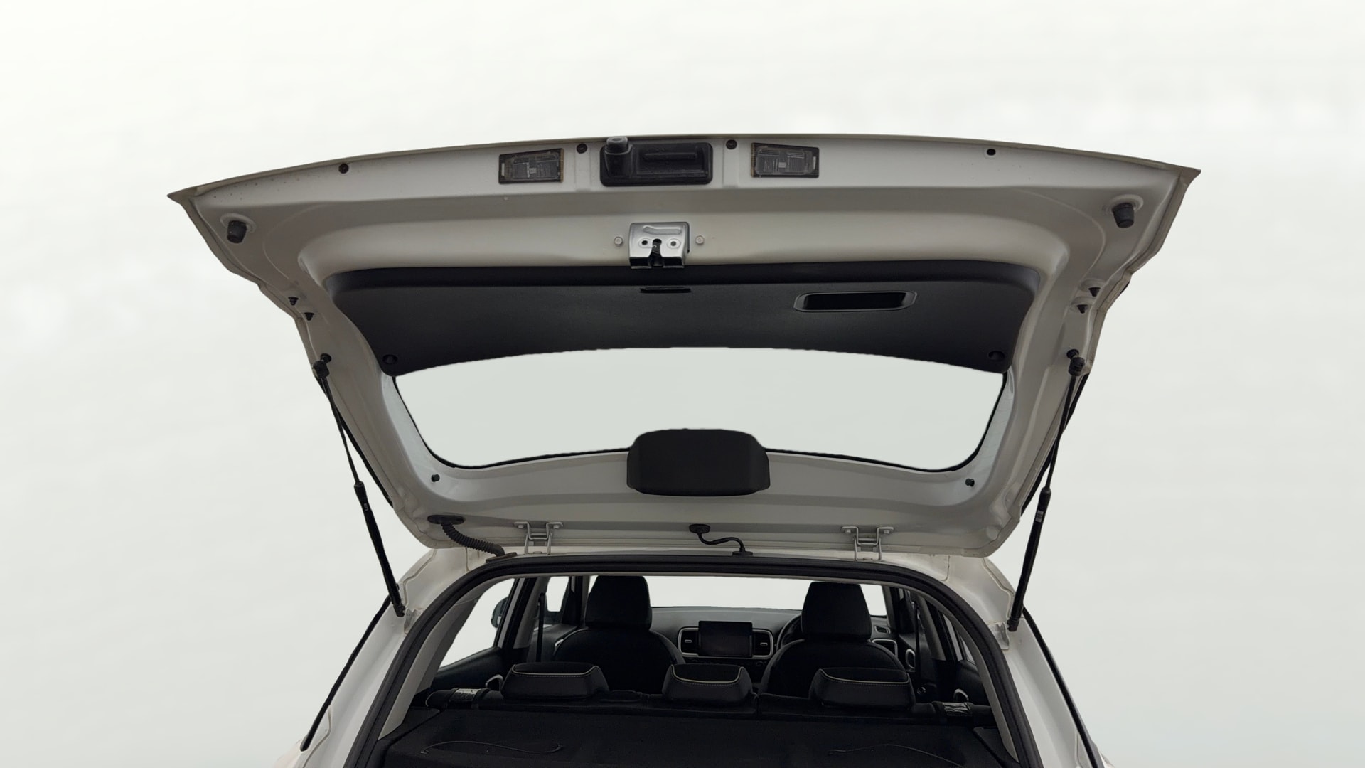 View 2023 Hyundai Venue SX (O) 1.0 Turbo Petrol DCT Image 17 Used 2023 Hyundai Venue SX (O) 1.0 Turbo Petrol DCT Image 17