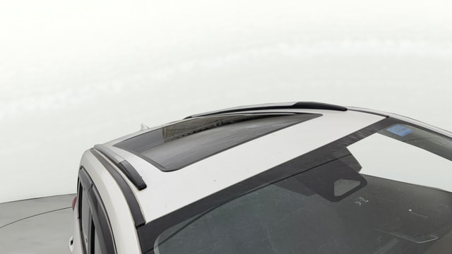 View Toyota Innova Hycross Image 5 Used Toyota Innova Hycross Image 5