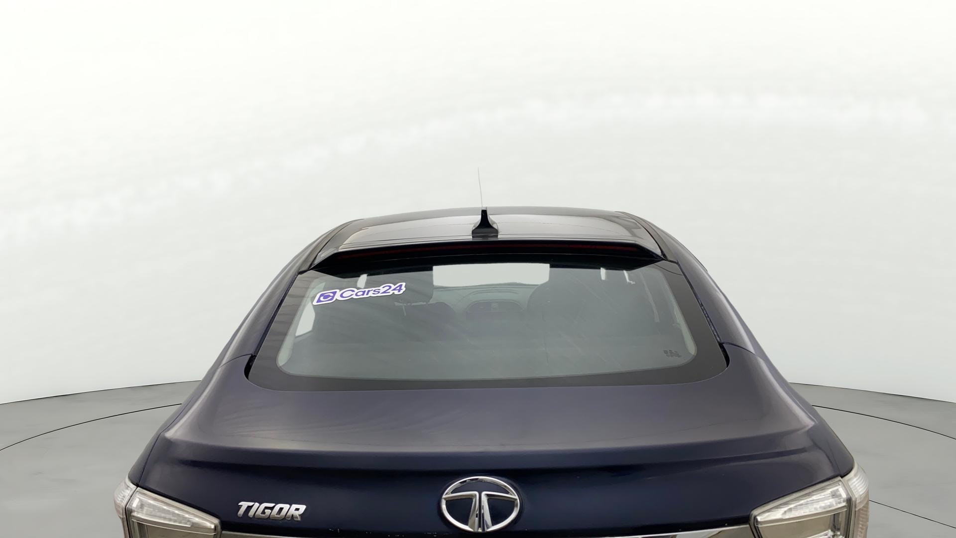 View 2019 Tata Tigor XE Diesel Image 4 Used 2019 Tata Tigor XE Diesel Image 4