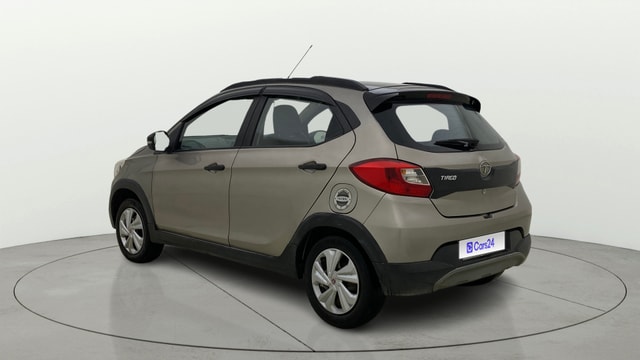 View Tata Tiago NRG Image 2 Used Tata Tiago NRG Image 2