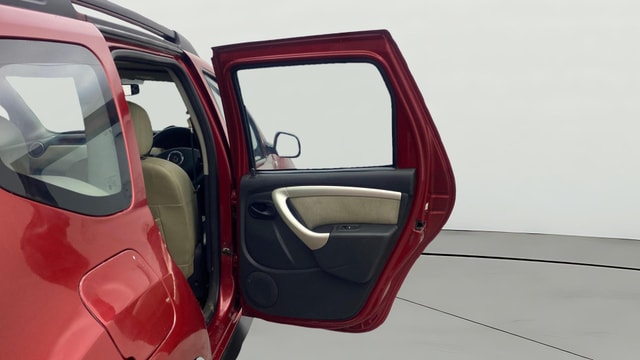 View Renault Duster Image 7 Used Renault Duster Image 7
