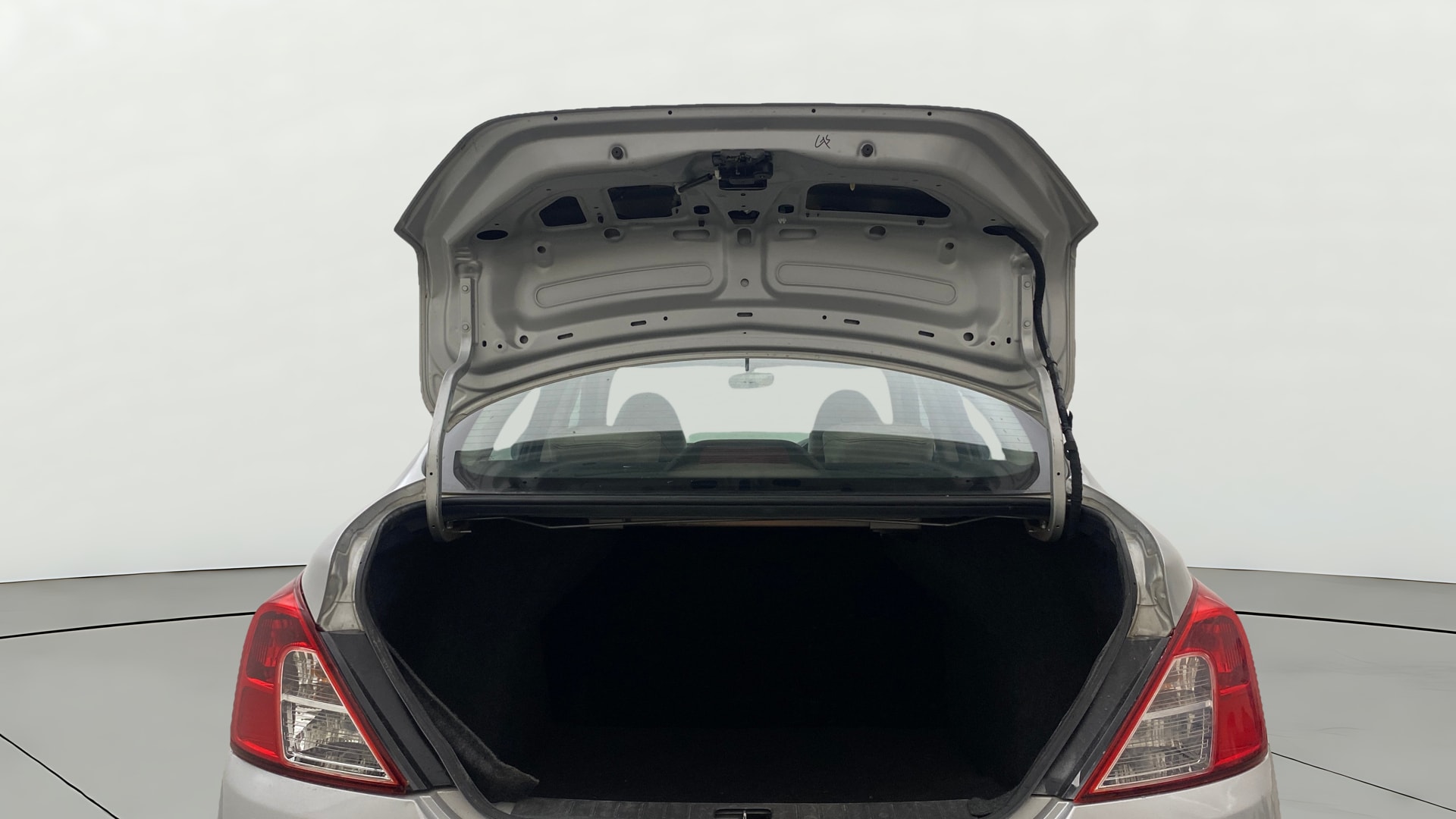 Used 2017 Nissan Sunny Used 2017 Nissan Sunny